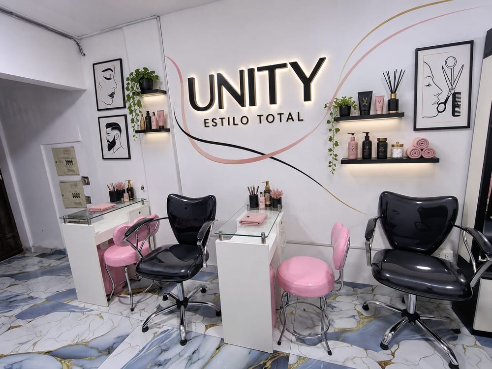 Interior del local Unity Estilo Total